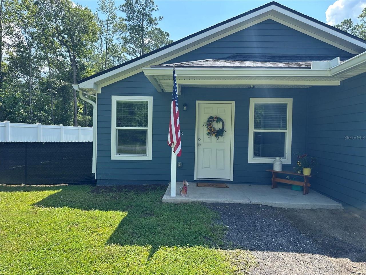 Photo 2 of 10010 Mcmahon Ave, Hastings, FL 32145