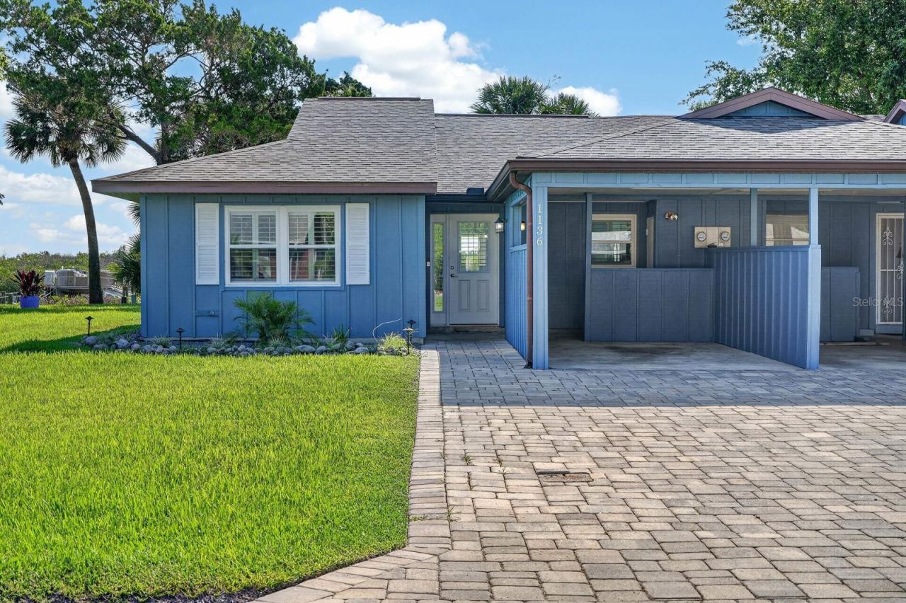 1136 Harbour Point Dr, Port Orange