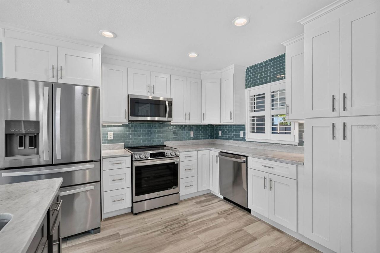 Photo 2 of 1136 Harbour Point Dr, Port Orange, FL 32127