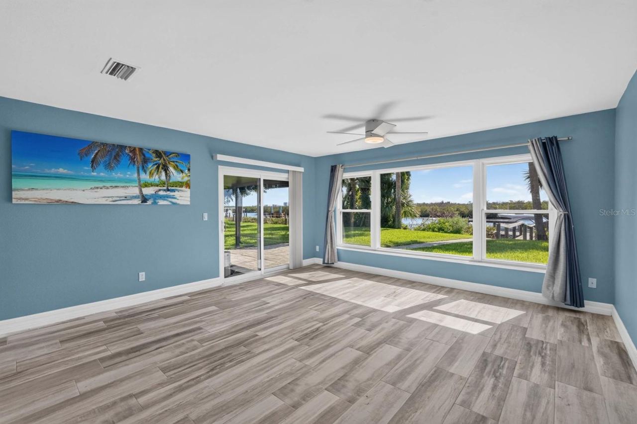 Photo 3 of 1136 Harbour Point Dr, Port Orange, FL 32127
