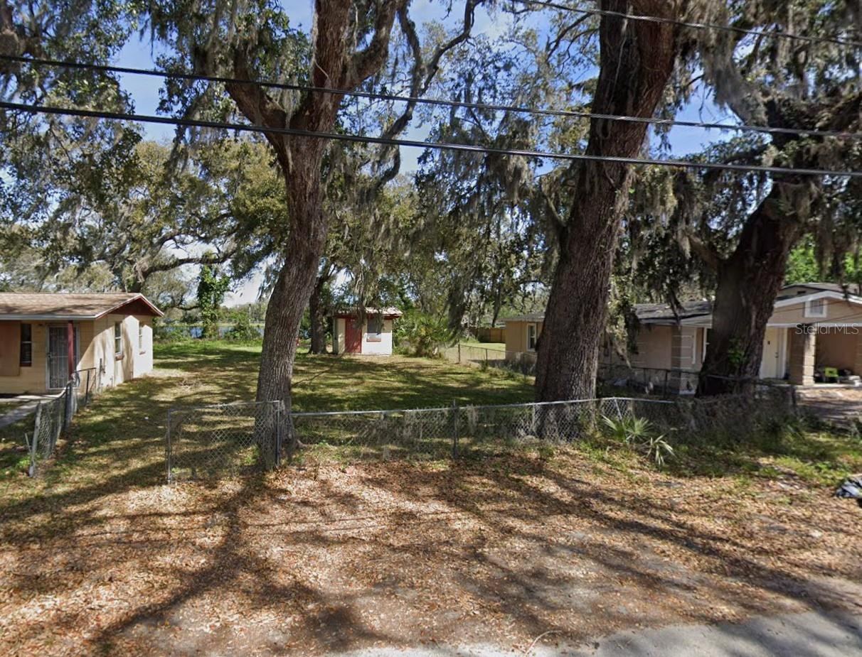 Photo 2 of 529 Fulton St, Daytona Beach, FL 32114