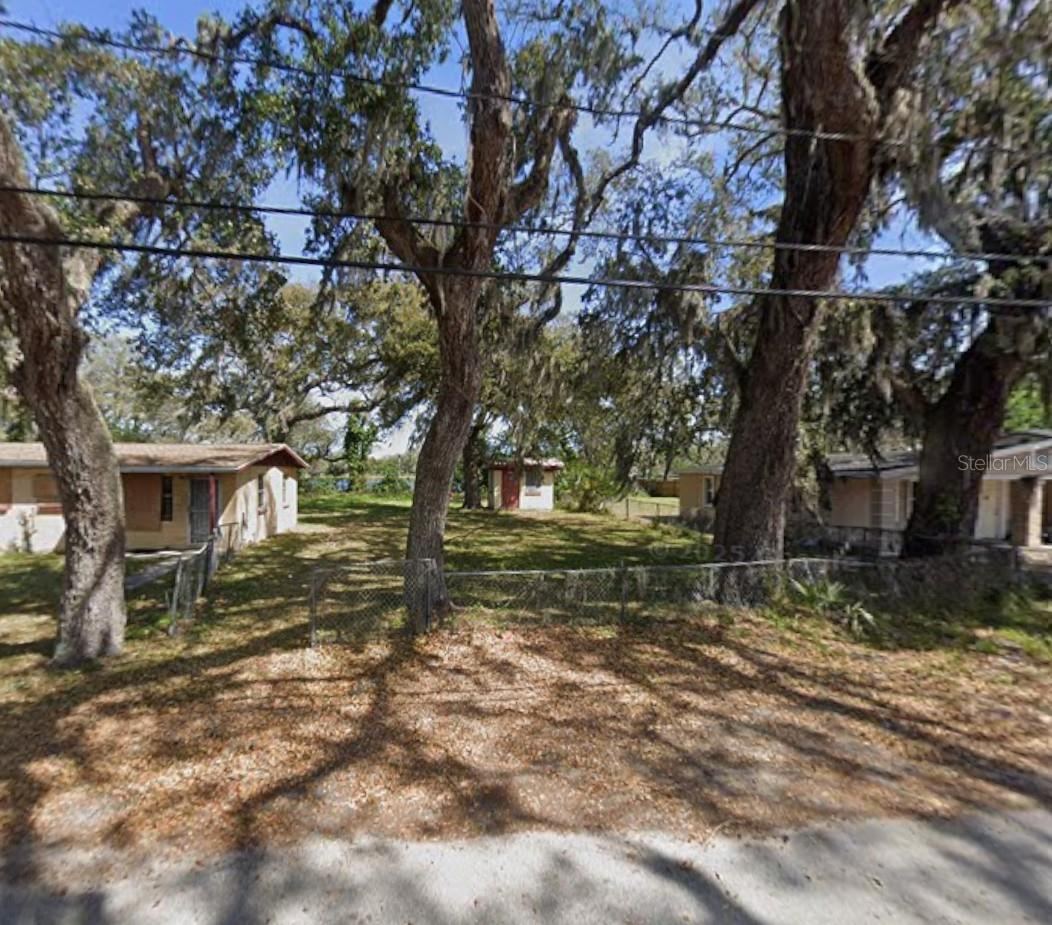 Photo 3 of 529 Fulton St, Daytona Beach, FL 32114
