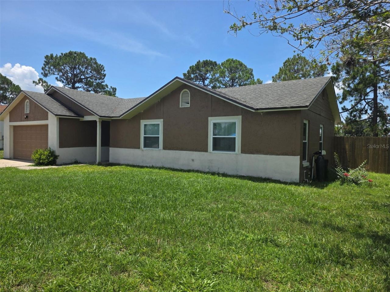Photo 2 of 2473 Beck Cir, Deltona, FL 32738