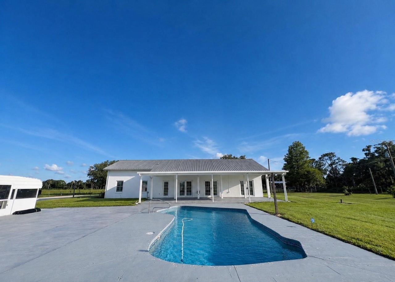 Photo 3 of 9120 County Road 304, Bunnell, FL 32110
