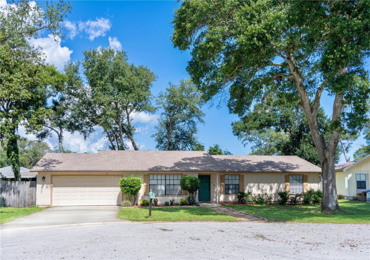9 Bridget Ter, Ormond Beach, FL 32174