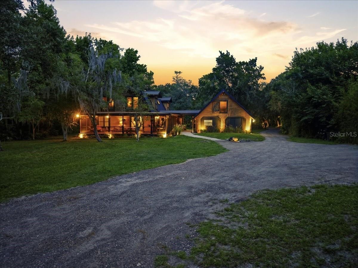 Photo 2 of 1630 Stillmeadow Rd, Deltona, FL 32725