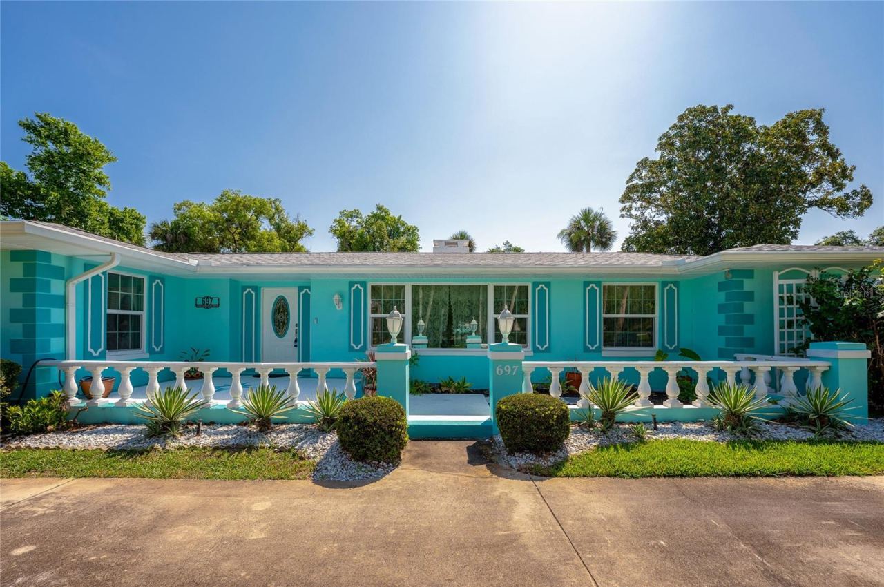697 John Anderson Dr, Ormond Beach, FL 32176