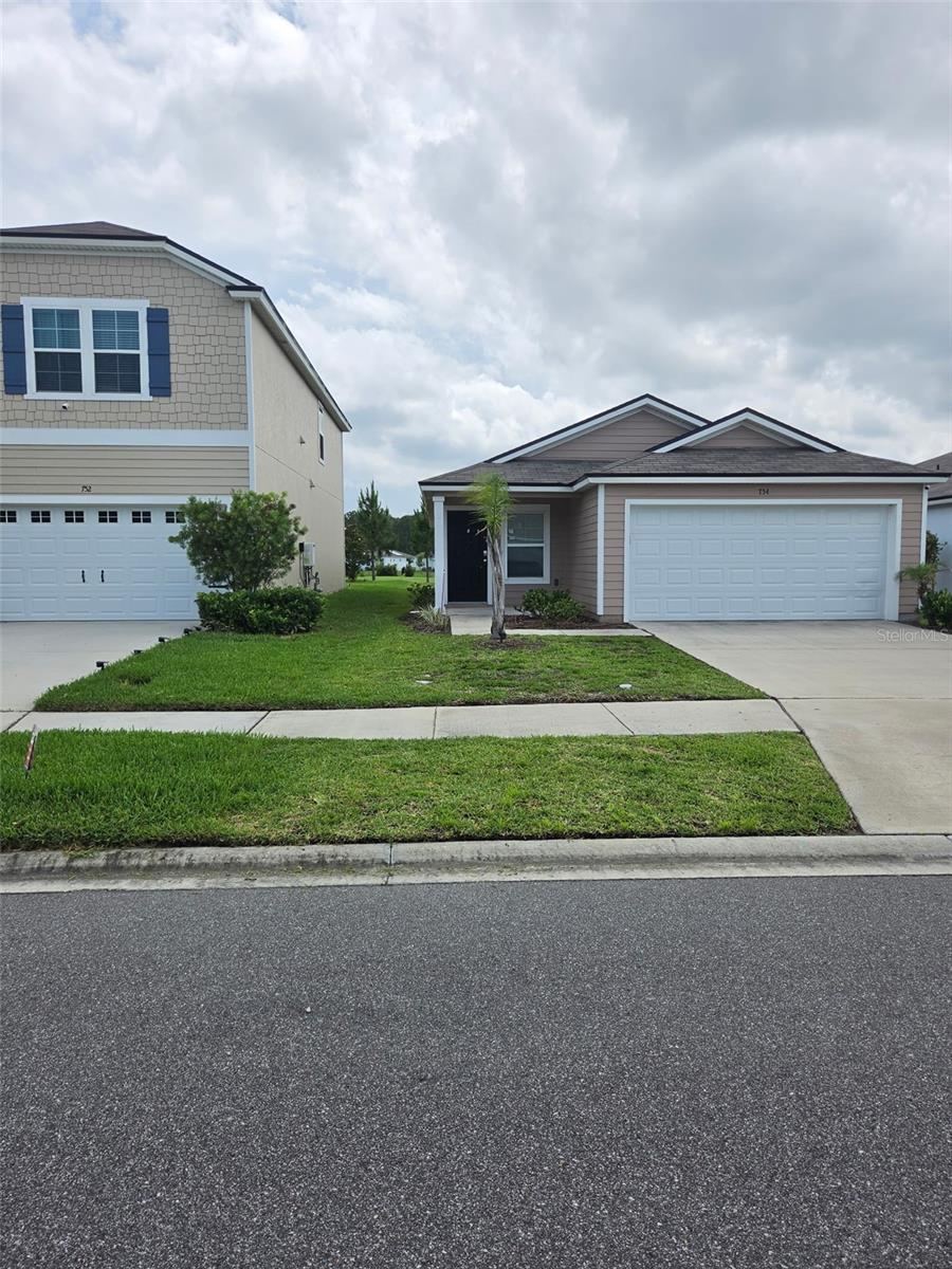 Photo 2 of 754 Grand Reserve Dr, Bunnell, FL 32110