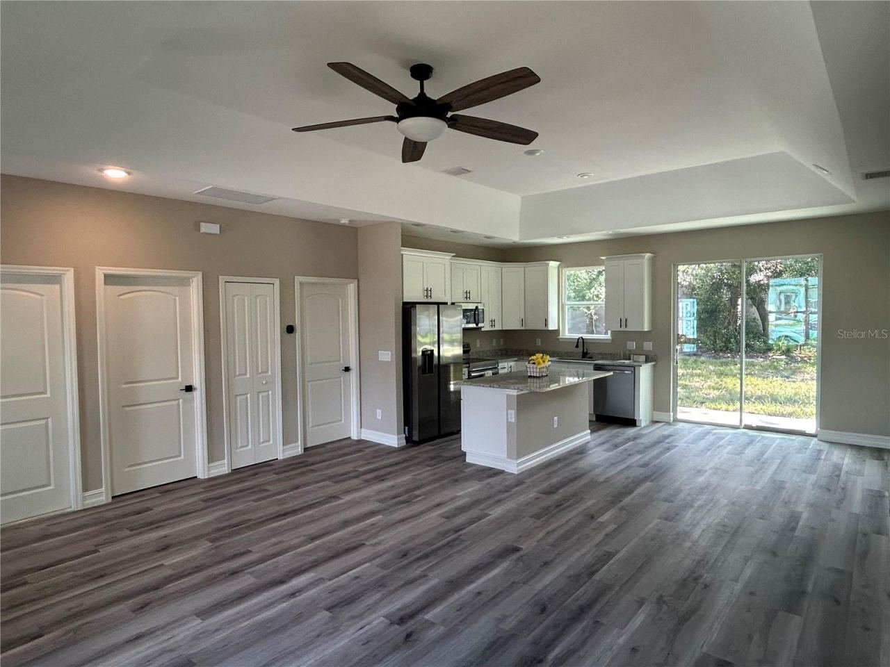 Photo 3 of 1176 Eighth St, Orange City, FL 32763