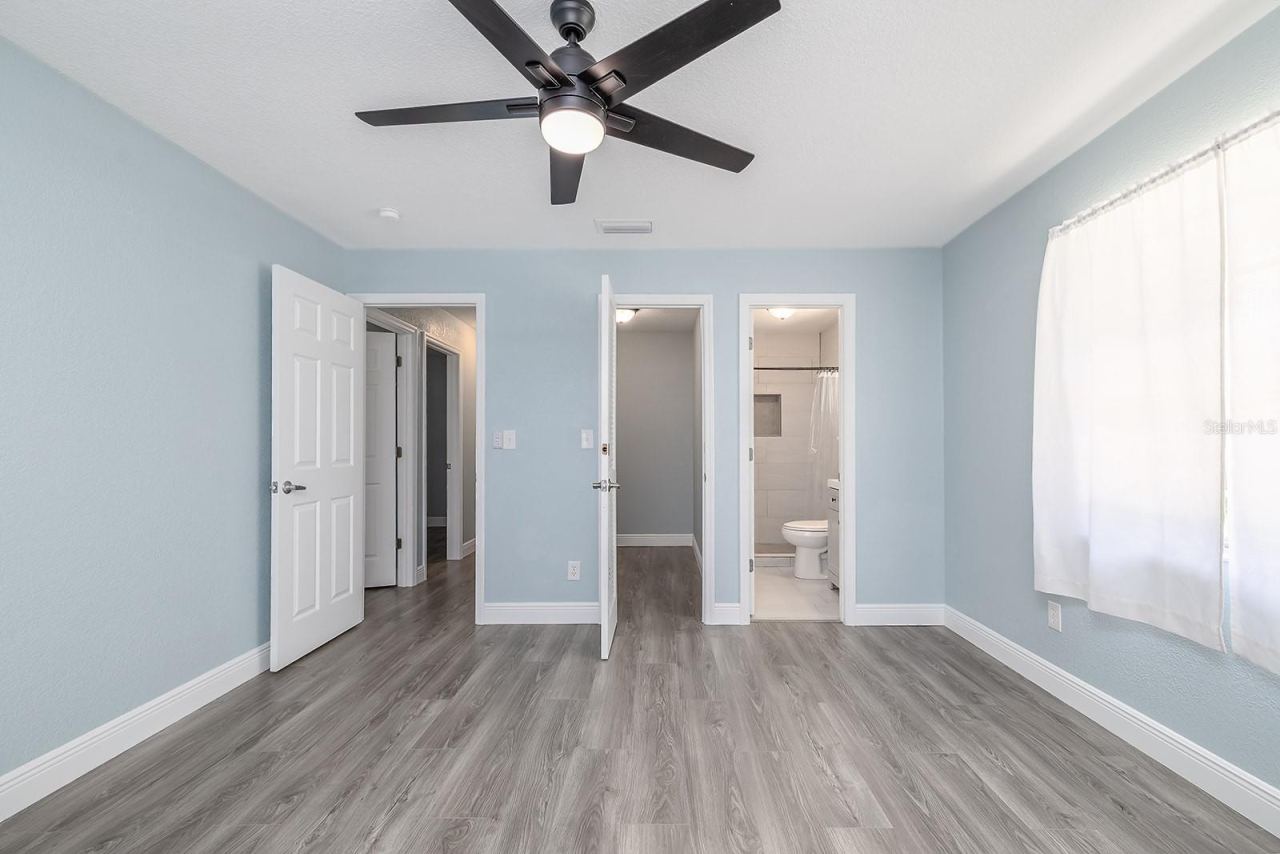 Photo 3 of 764 Reed Canal Rd, South Daytona, FL 32119