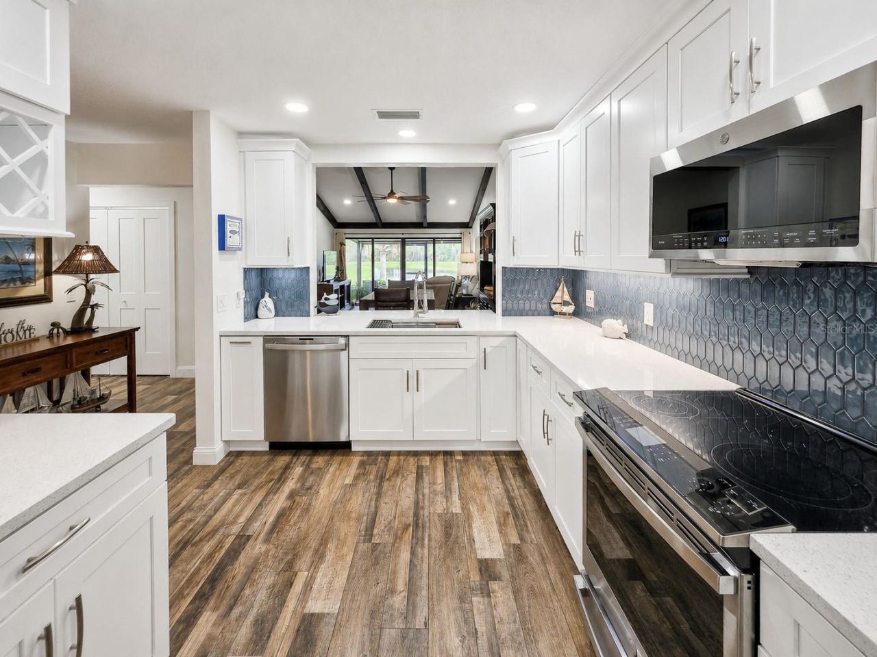 Photo 3 of 100 Sea Pines Cir, Daytona Beach, FL 32114