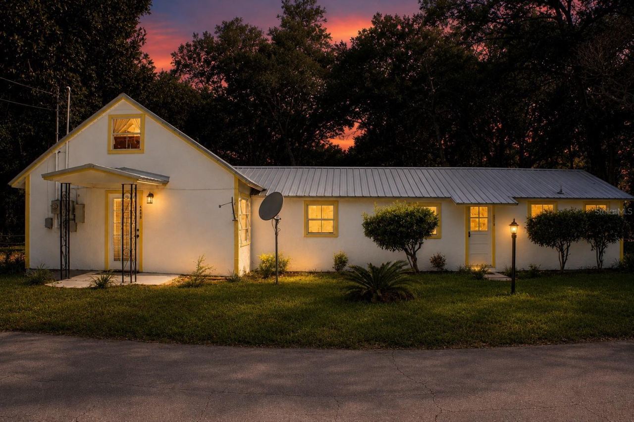 490 John St #a & B, Lake Helen, FL 32744