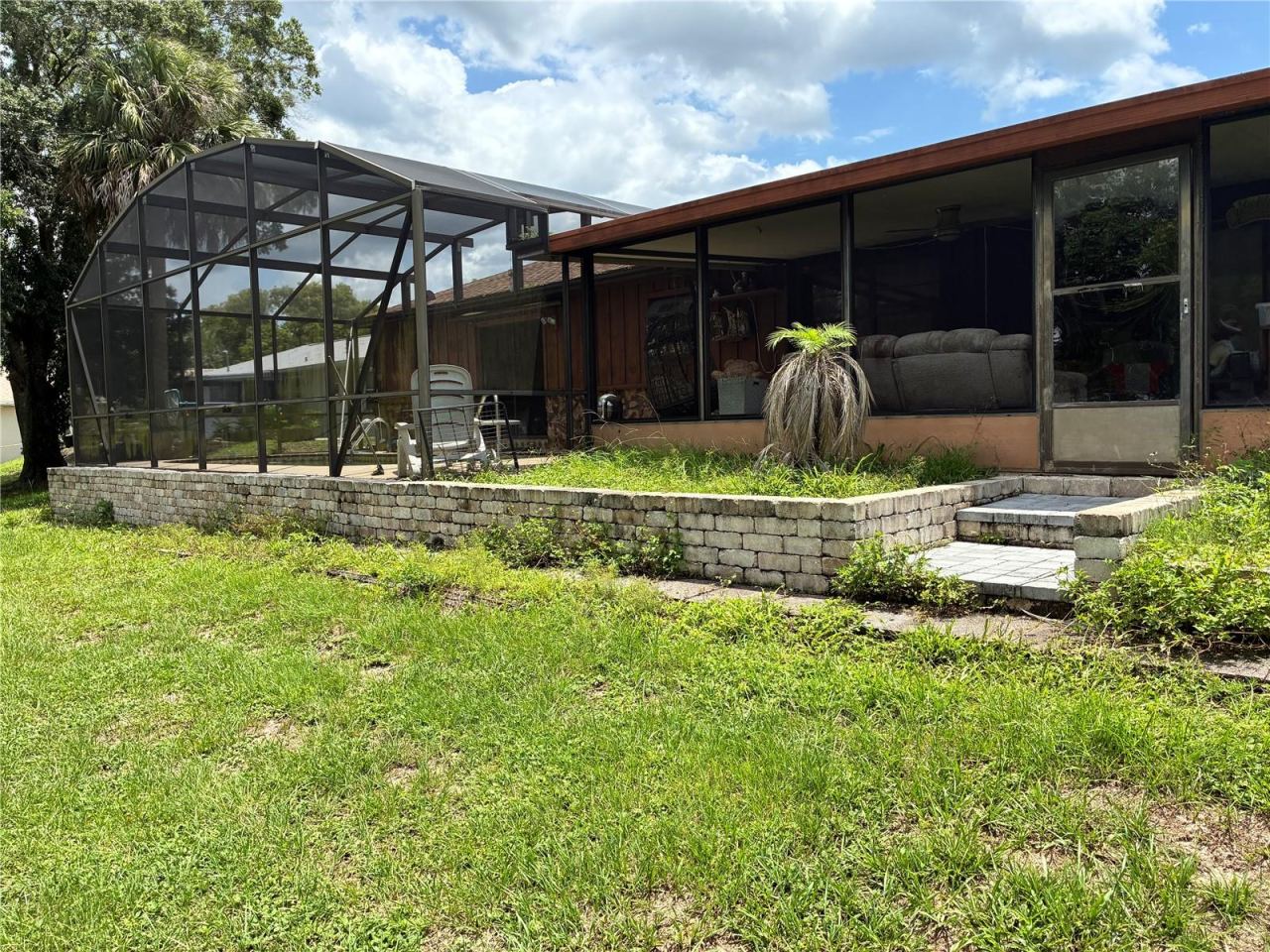 Photo 2 of 1940 W Nemo Dr, Deltona, FL 32725