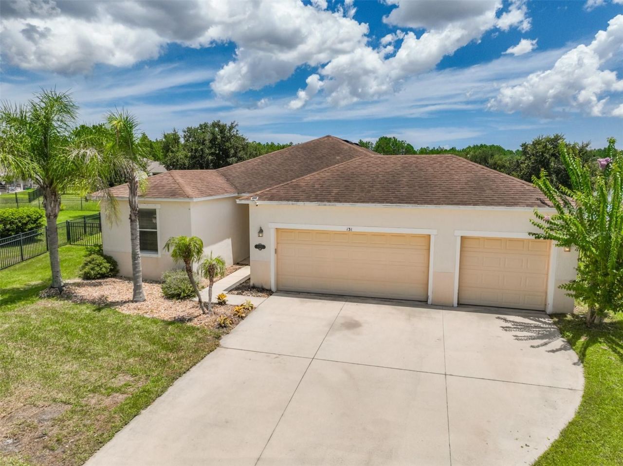 Photo 4 of 131 Mulberry Branch Ct, Daytona Beach, FL 32124