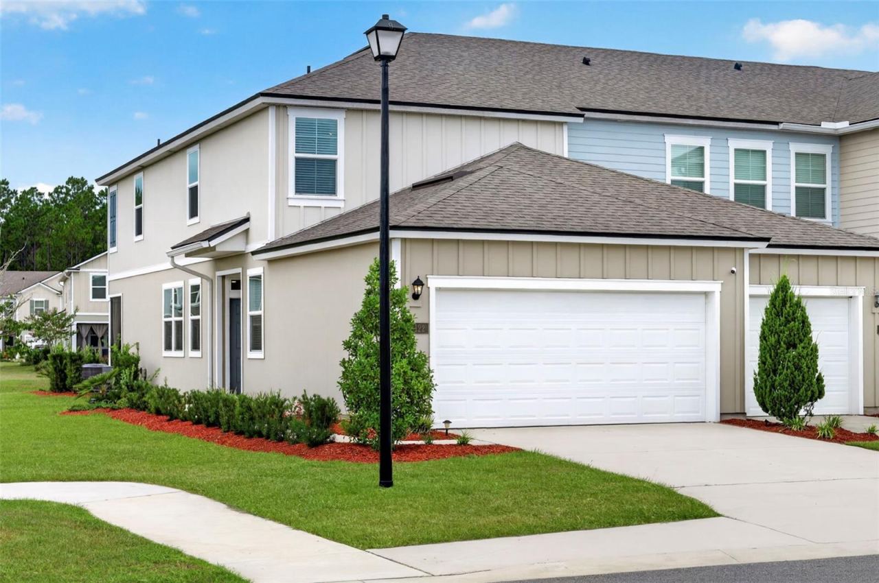 122 Redbud Rd, Palm Coast, FL 32137
