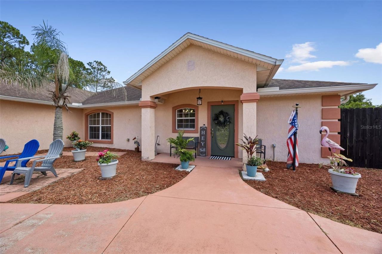 Photo 3 of 134 Bowfin Dr, Palatka, FL 32177