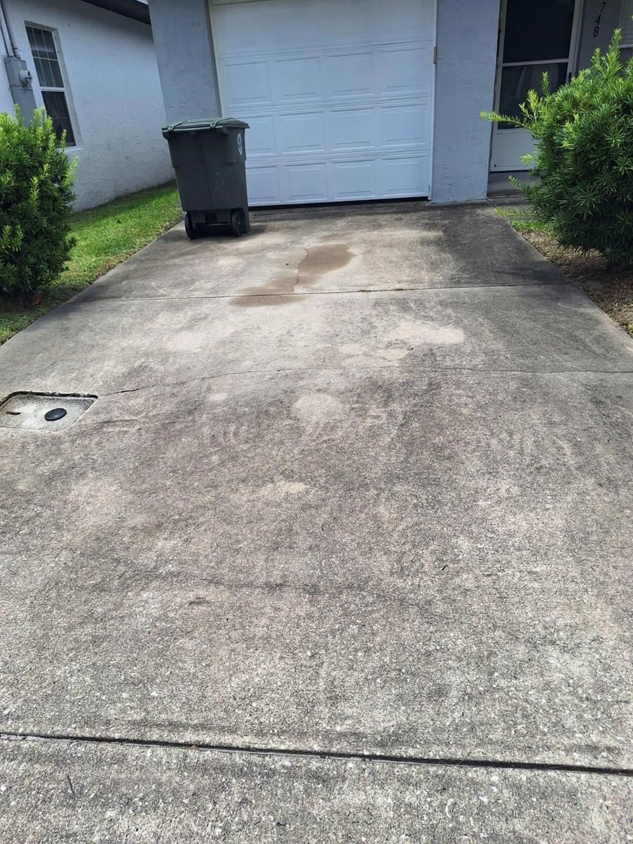 Photo 2 of 748 Marion St, Daytona Beach, FL 32114
