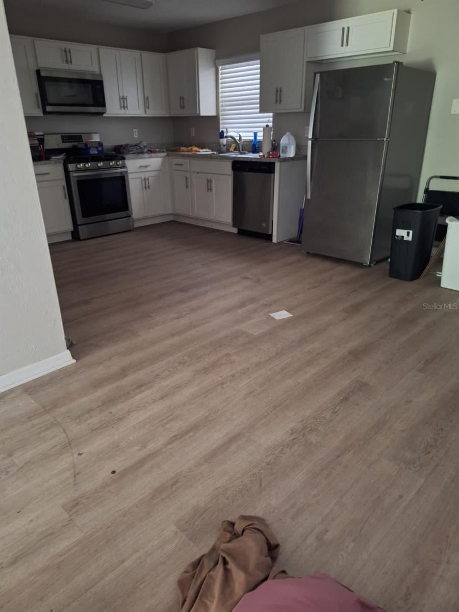 Photo 3 of 748 Marion St, Daytona Beach, FL 32114