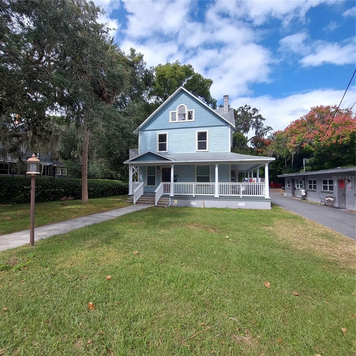 331 W New York Ave, Deland, FL 32720