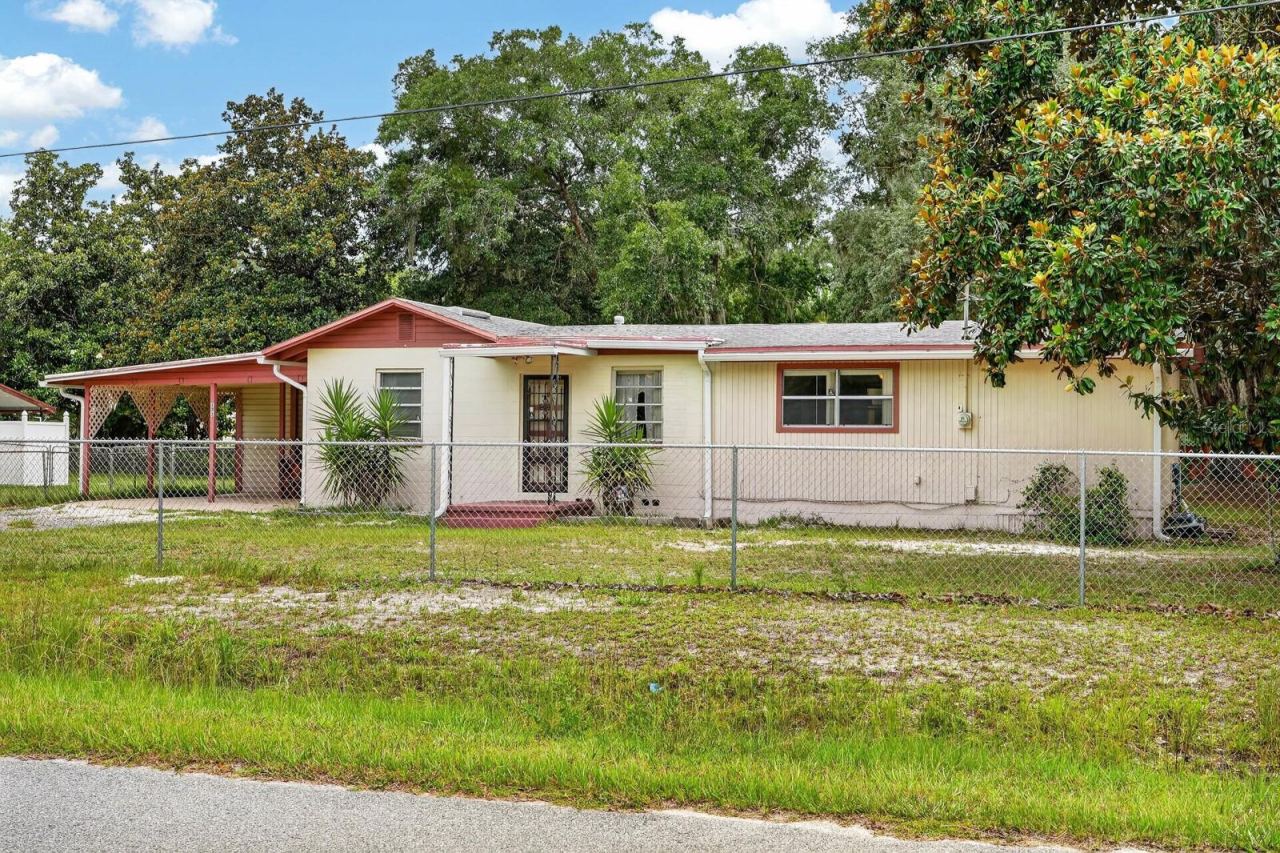 131 Dunn Ave, San Mateo, FL 32187