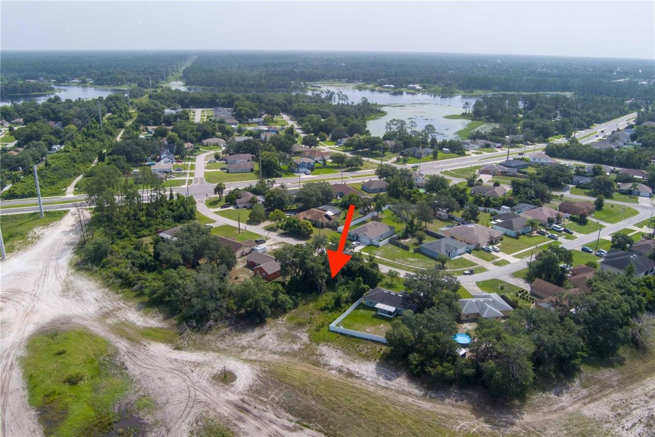Photo 2 of 2599 Hillview Cir, Deltona, FL 32725