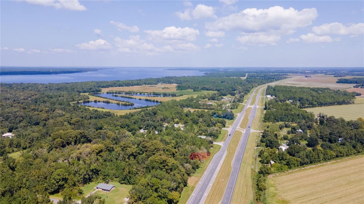 Photo 3 of 421 State Road 207 Rd, East Palatka, FL 32131