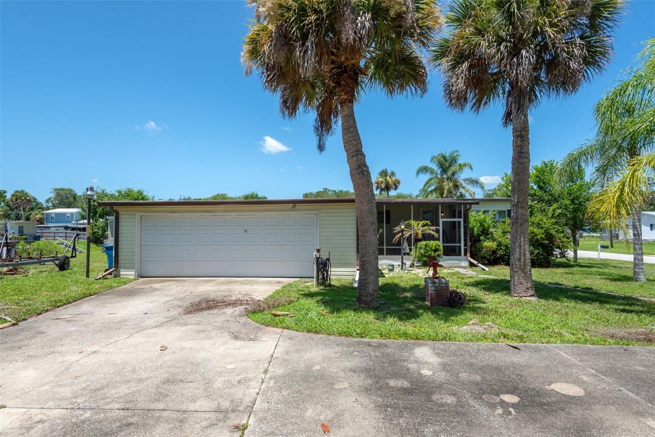 Photo 2 of 110 Charles St, Edgewater, FL 32141