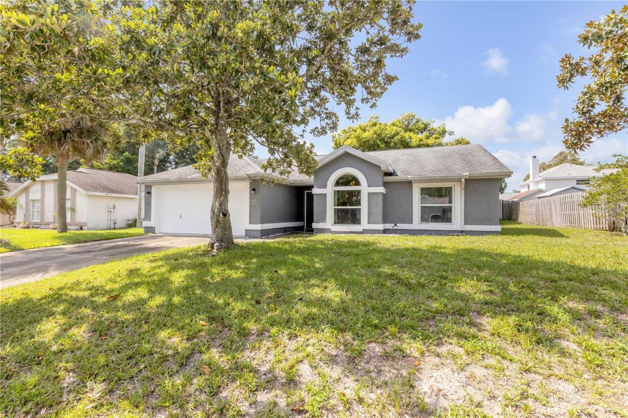 Photo 2 of 886 Andken Ln, Port Orange, FL 32127