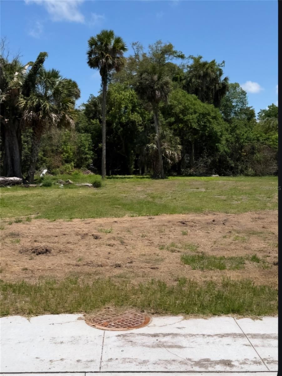 535 Oak St, Daytona Beach