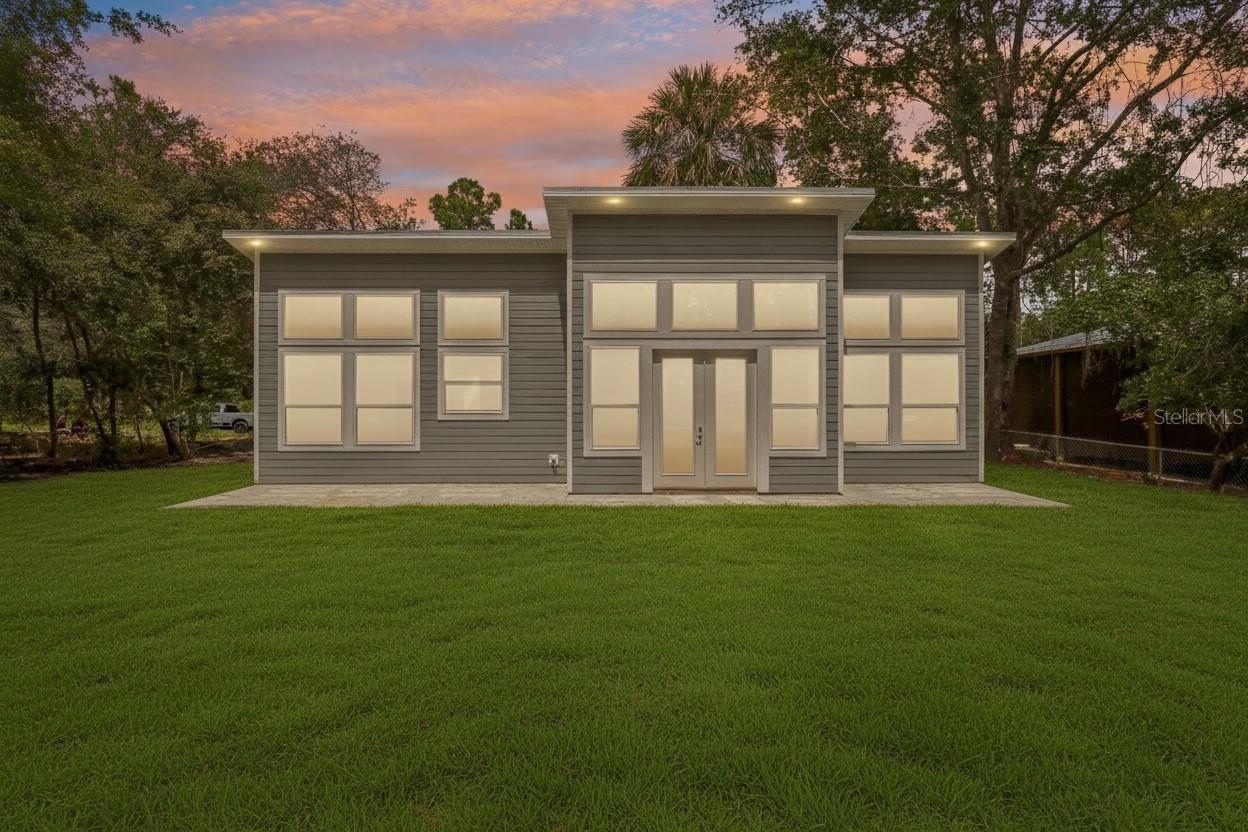 225 Gardenia Ave, Georgetown