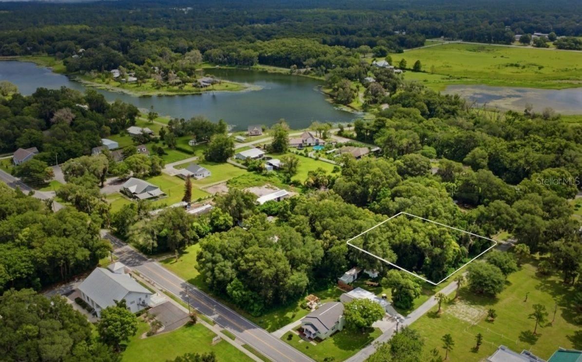 S Lakeview Dr, Lake Helen, FL 32744