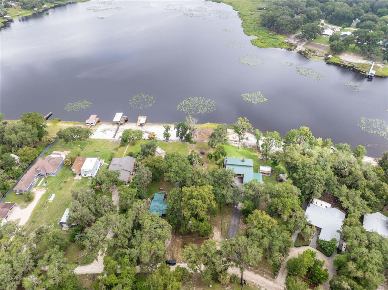Photo 3 of 114 Little Orange Lake Dr, Hawthorne, FL 32640