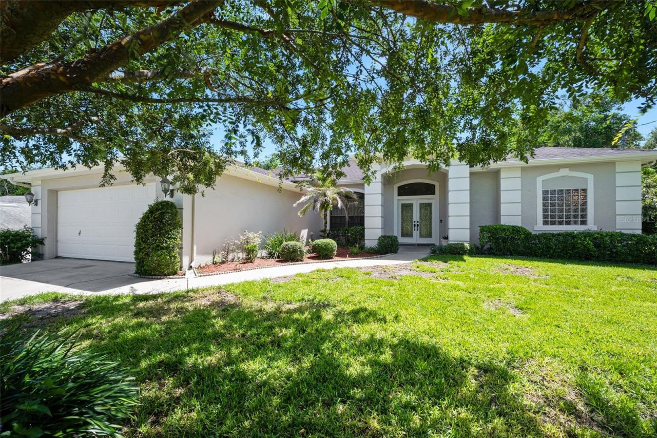 1837 E Glancy Dr, Deltona, FL 32725