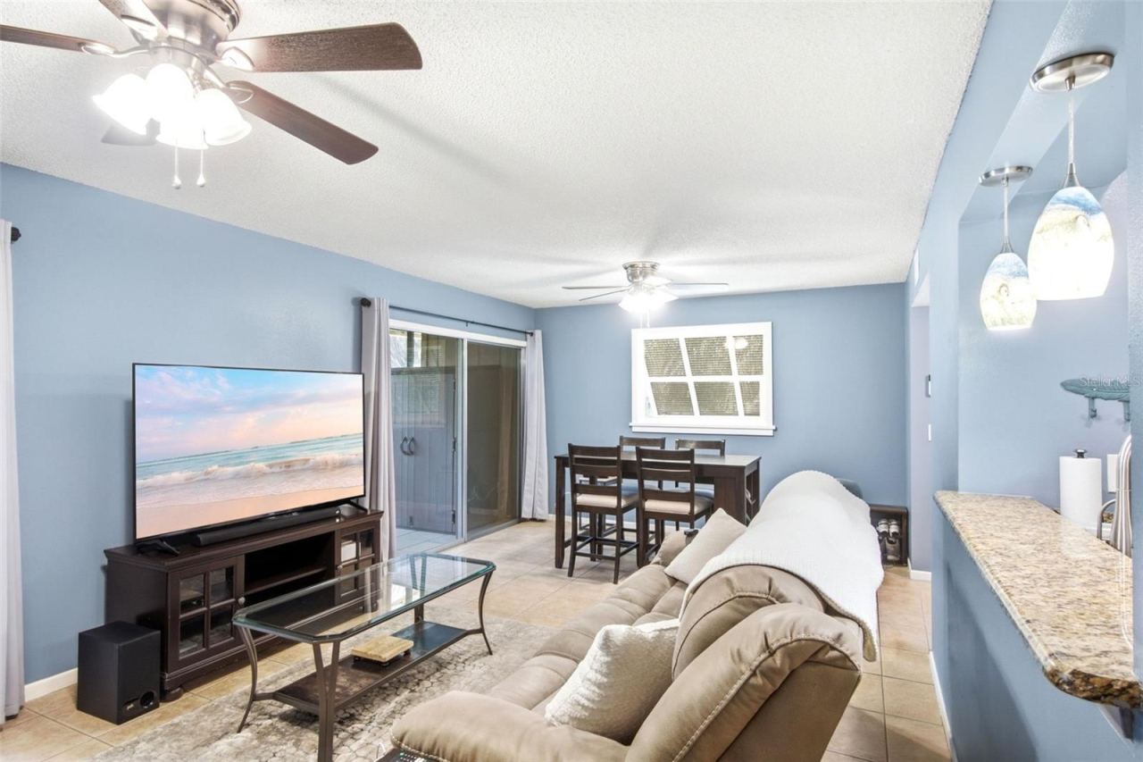 Photo 3 of 140 Orchid Woods Ct #1b, Deltona, FL 32725