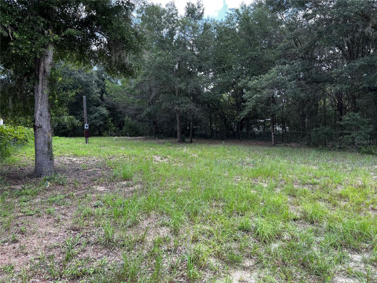 Photo 2 of 1018 Kitty Ave, Interlachen, FL 32148