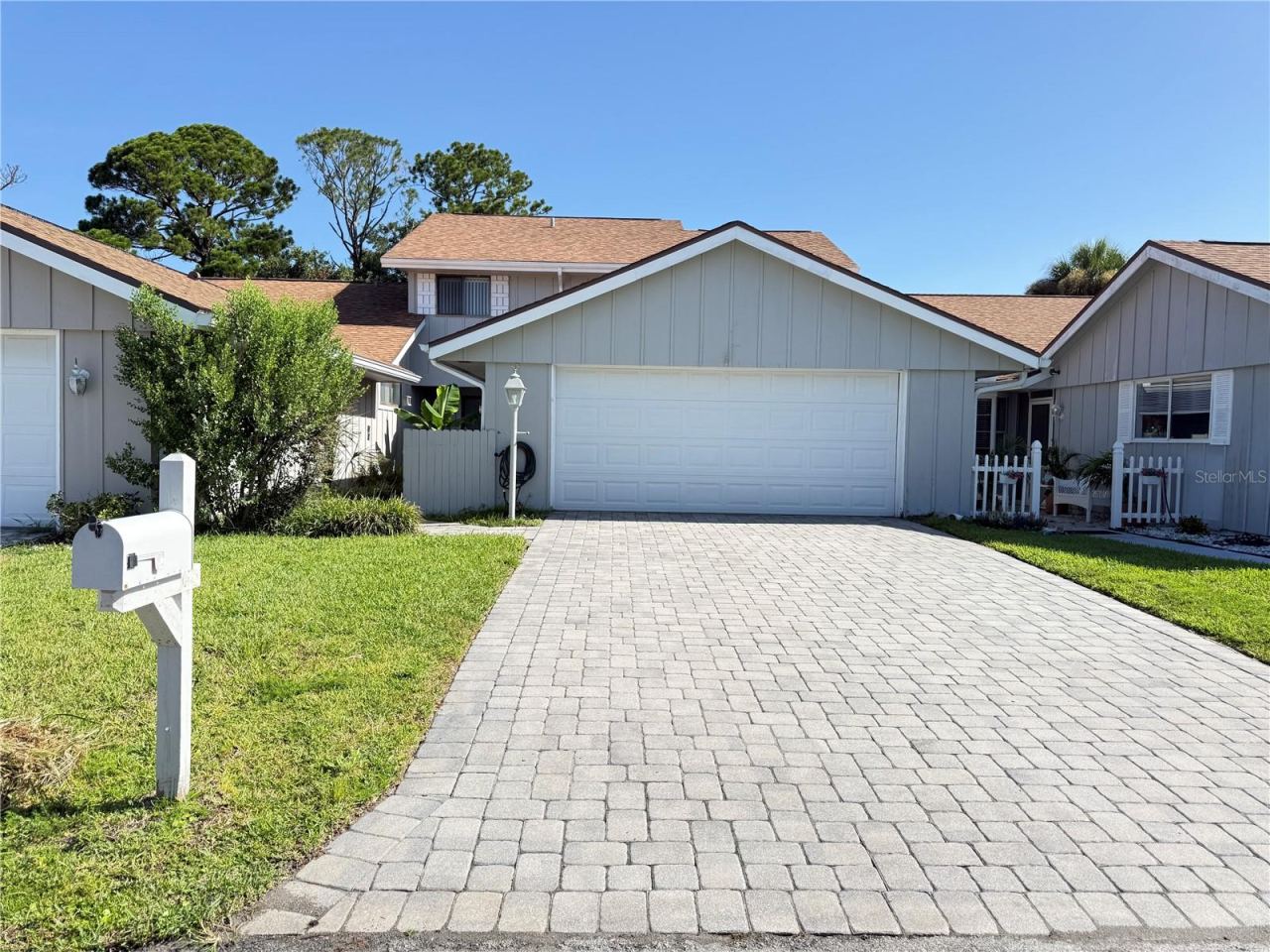 33 Andrea Dr, New Smyrna Beach, FL 32168