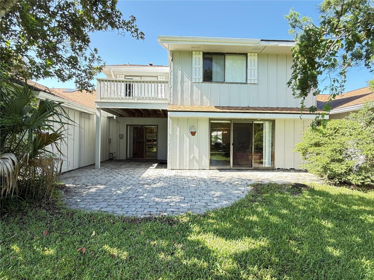 Photo 2 of 33 Andrea Dr, New Smyrna Beach, FL 32168