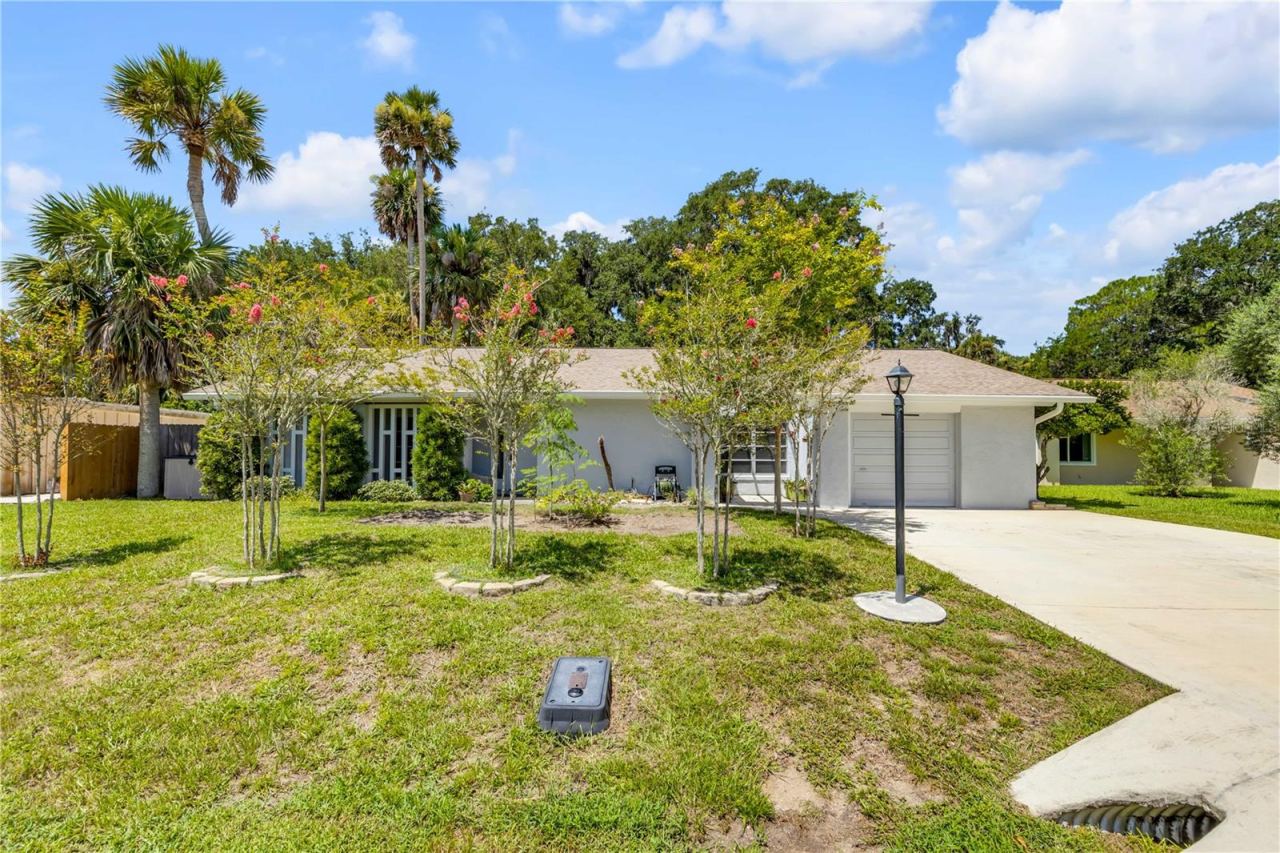 19 Crompton Pl, Palm Coast, FL 32137
