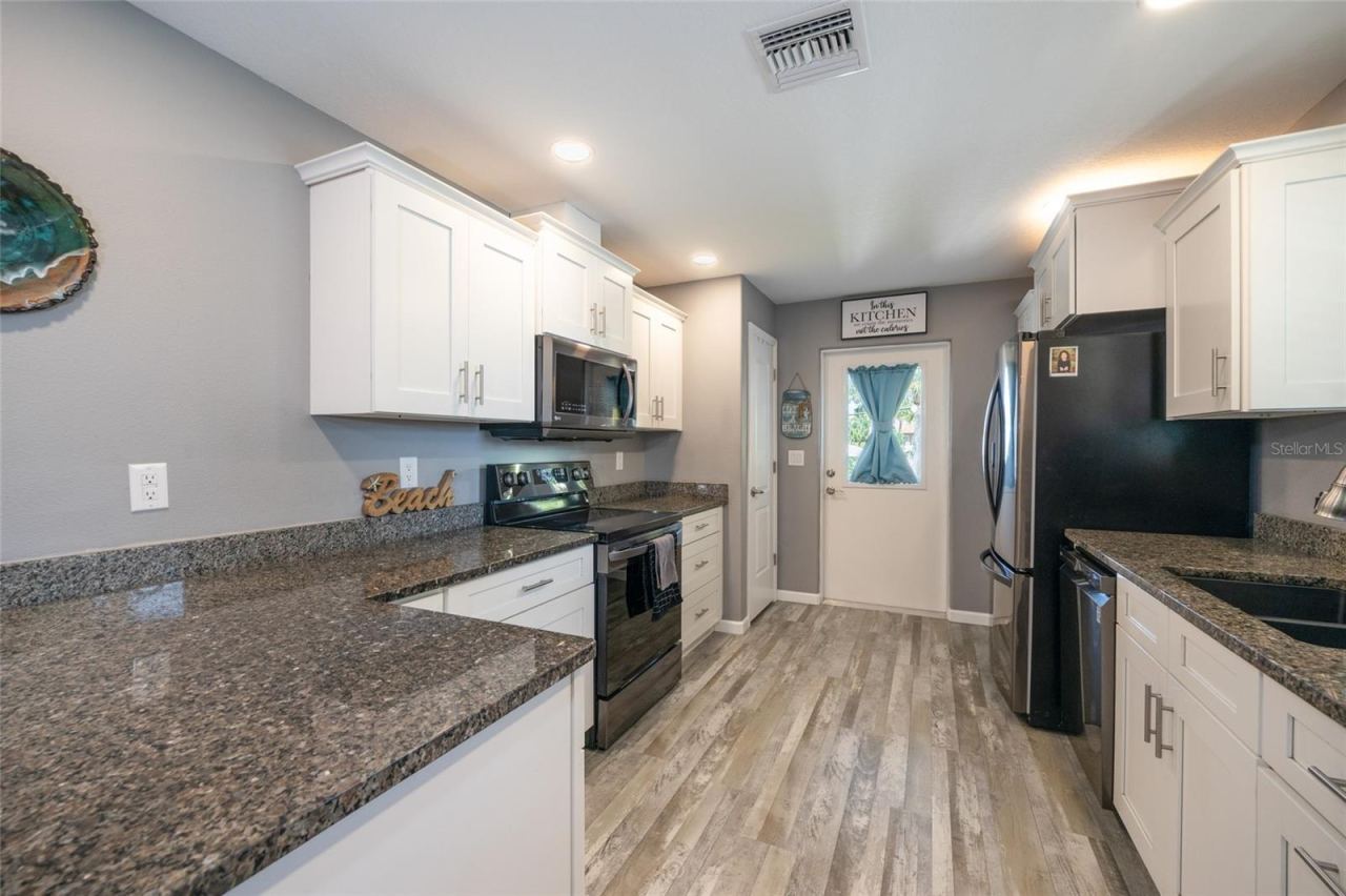 Photo 3 of 904 S Daytona Ave, Flagler Beach, FL 32136