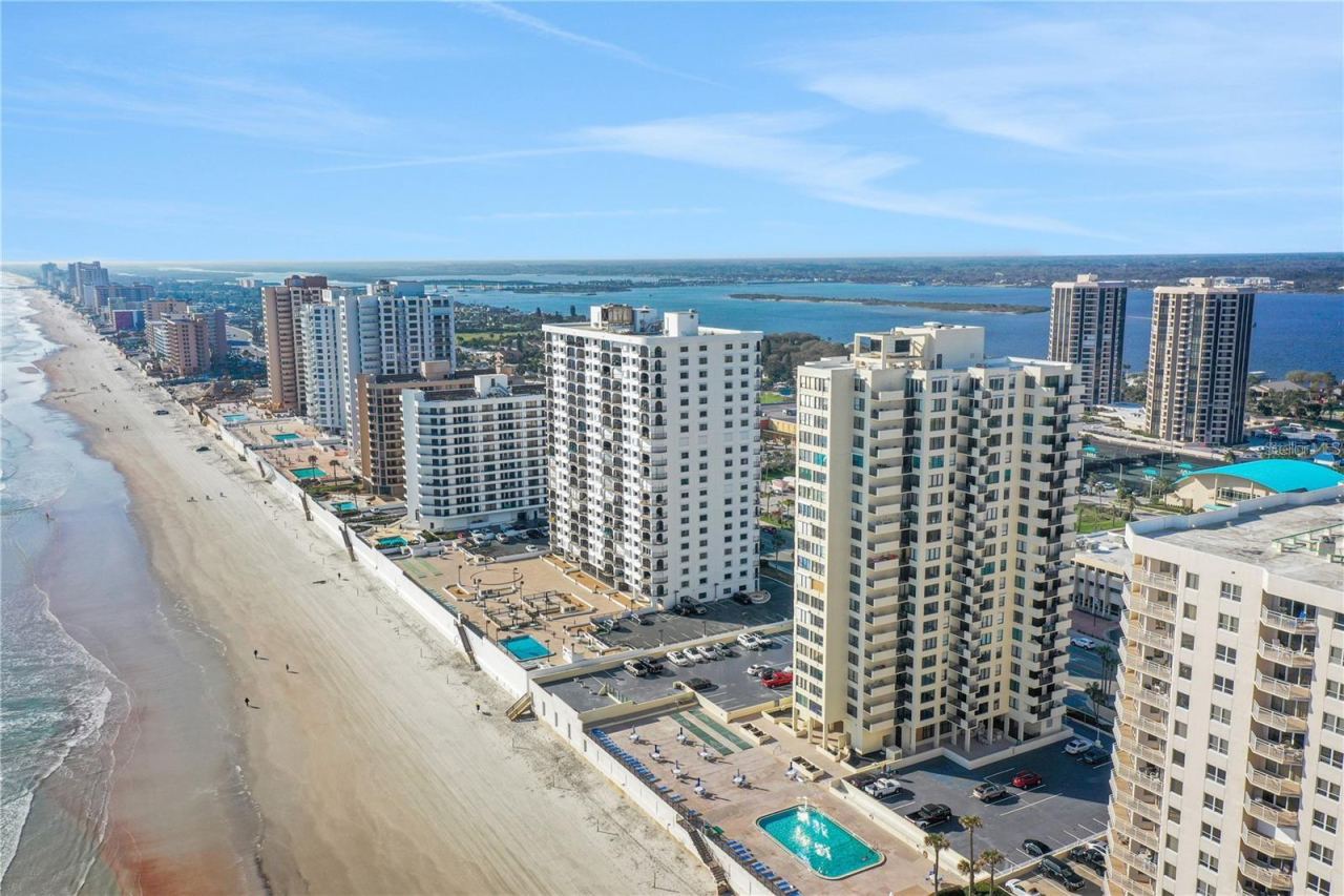 Photo 2 of 2987 S Atlantic Ave #205, Daytona Beach Shores, FL 32118