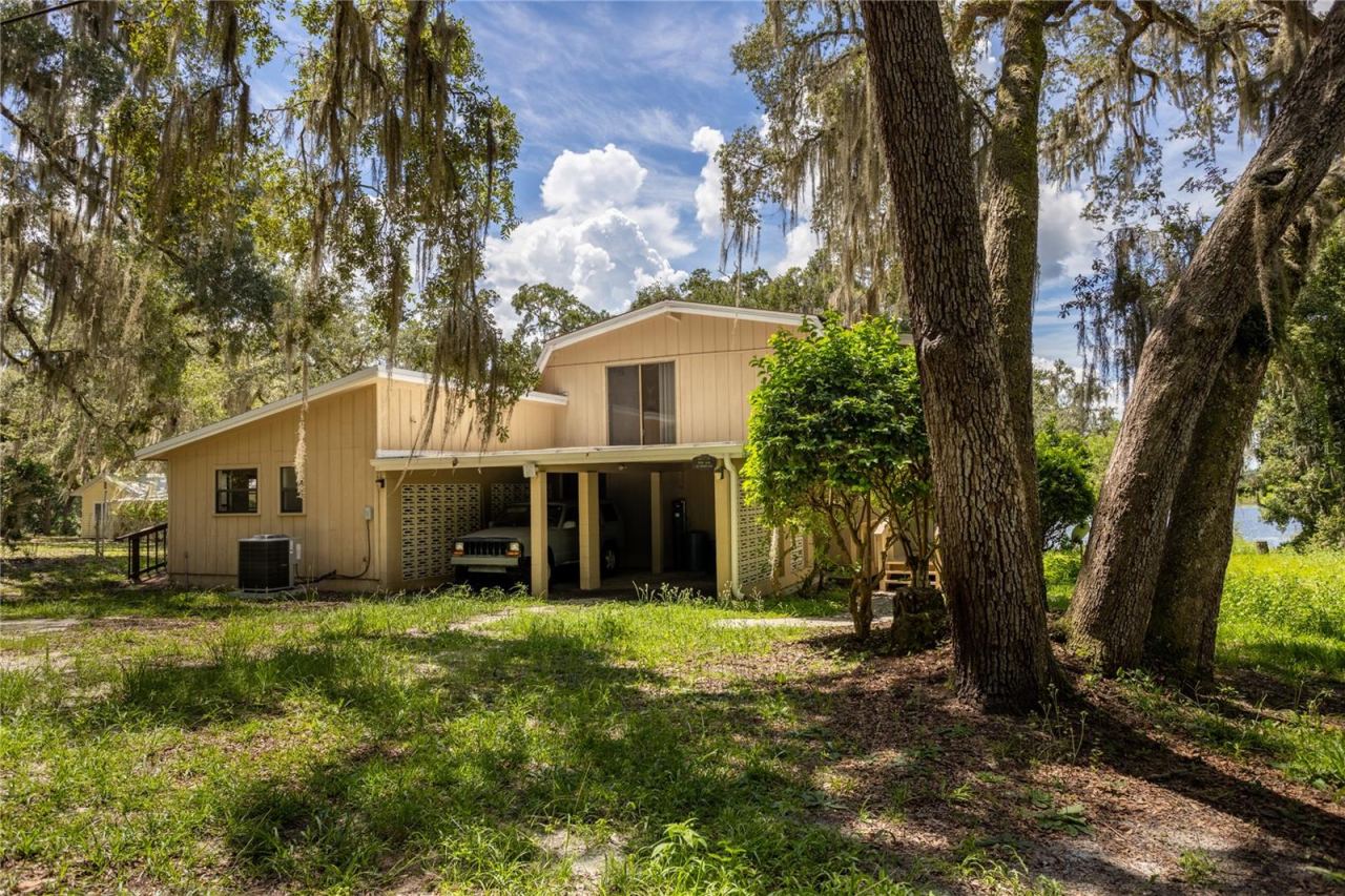 122 Cowpen Ln, Hawthorne