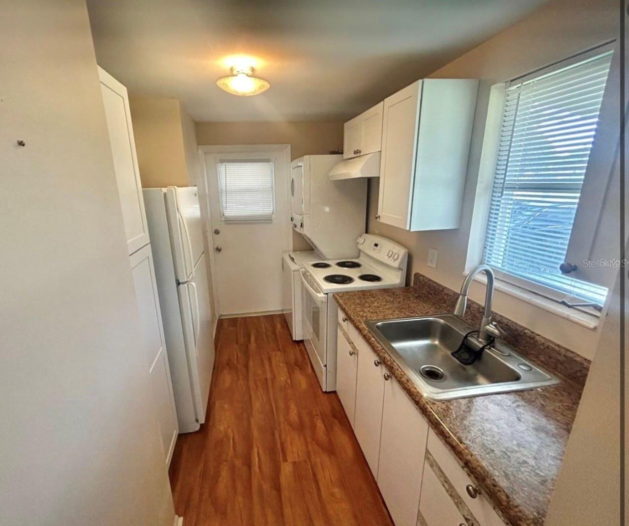 Photo 3 of 1701 Montecito Ave, Deltona, FL 32738