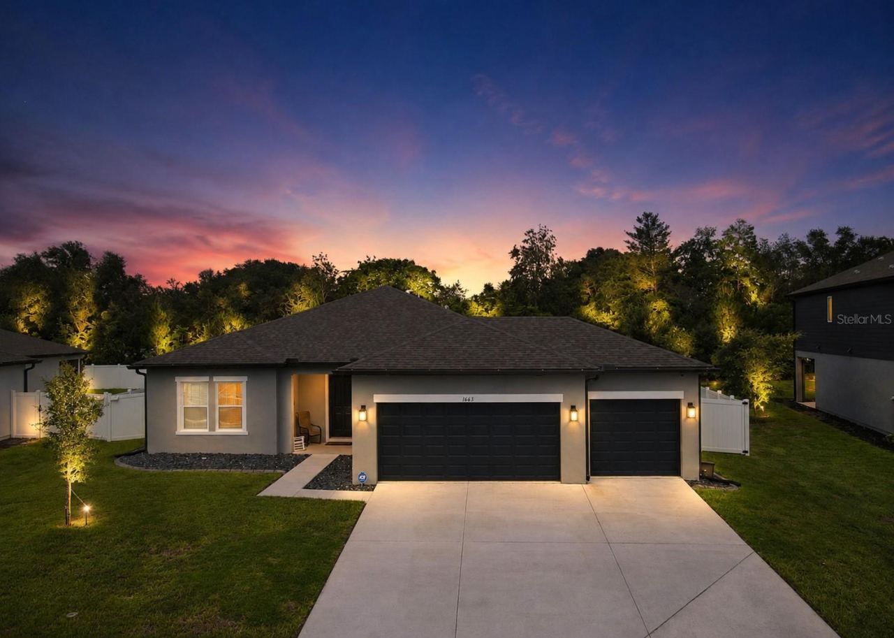 Photo 2 of 1663 Meadowlark Dr, Deltona, FL 32725