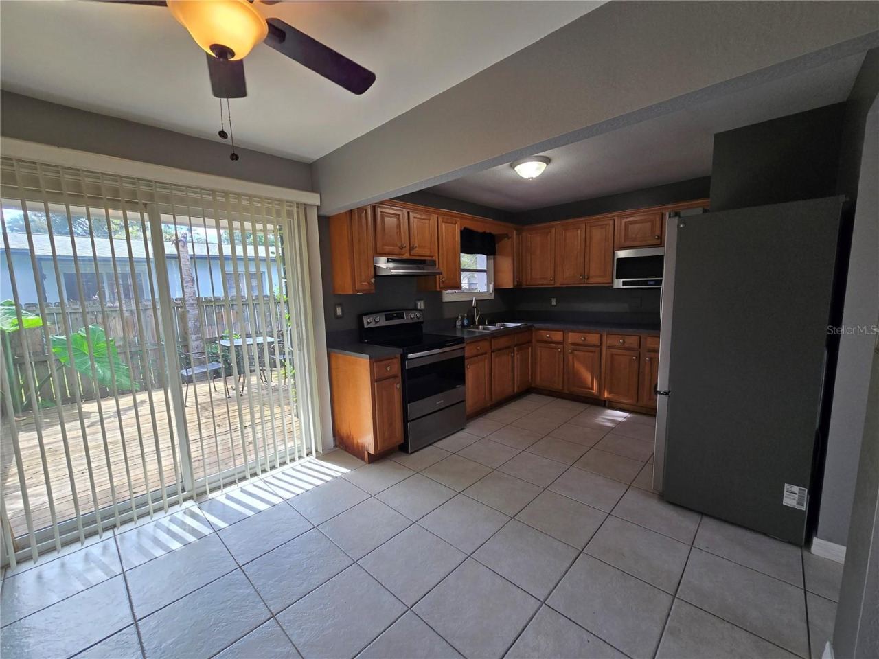 Photo 3 of 2022 Brian Ave, South Daytona, FL 32119