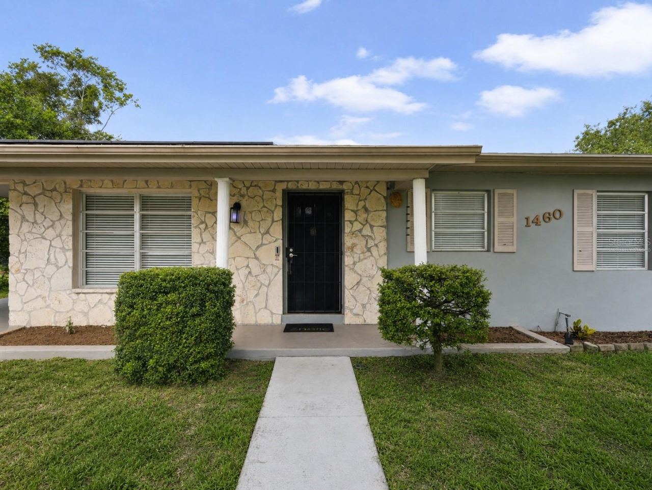 Photo 3 of 1460 E Lombardy Dr, Deltona, FL 32725