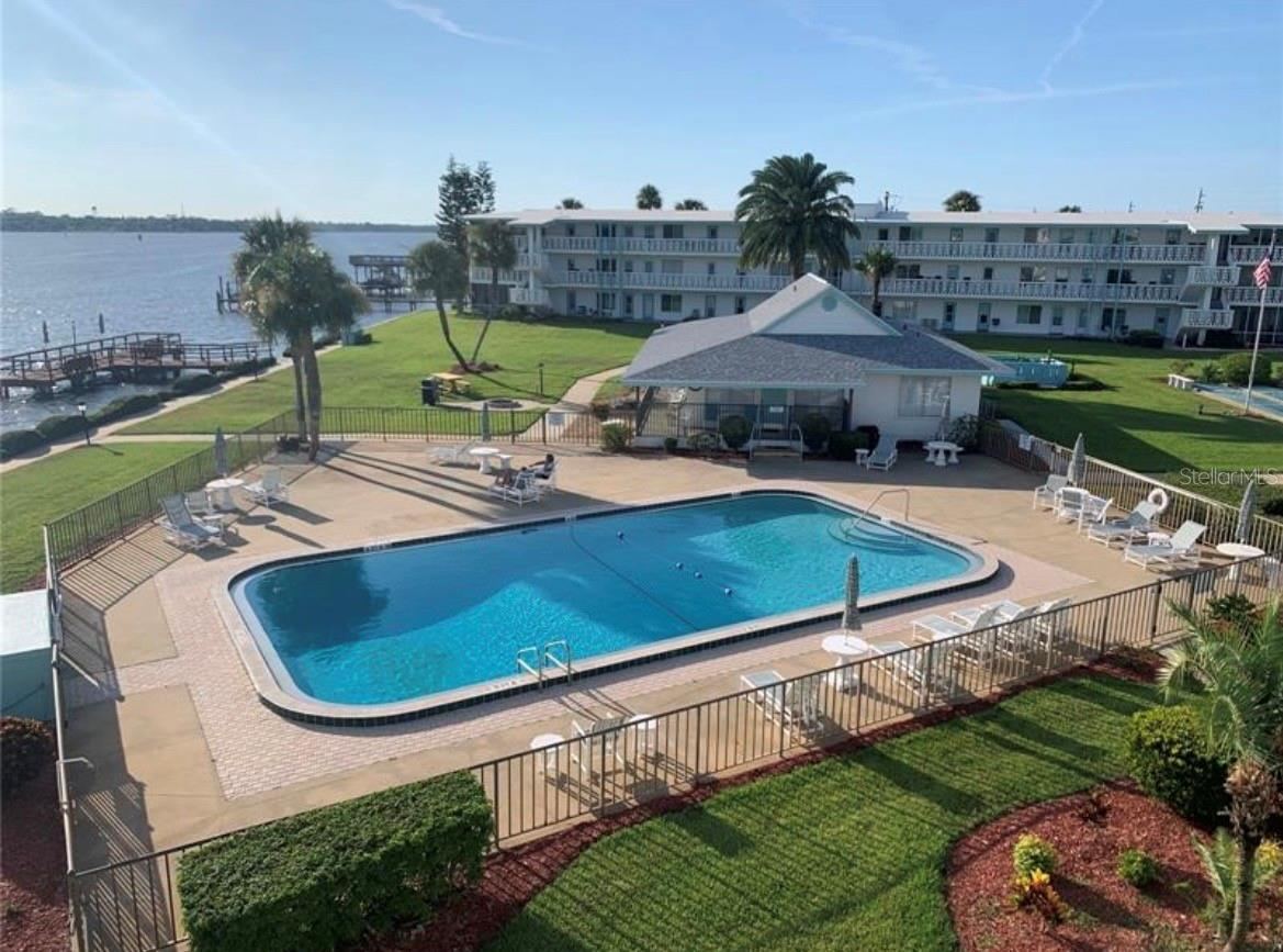 Photo 2 of 3009 N Halifax Ave #2, Daytona Beach, FL 32118