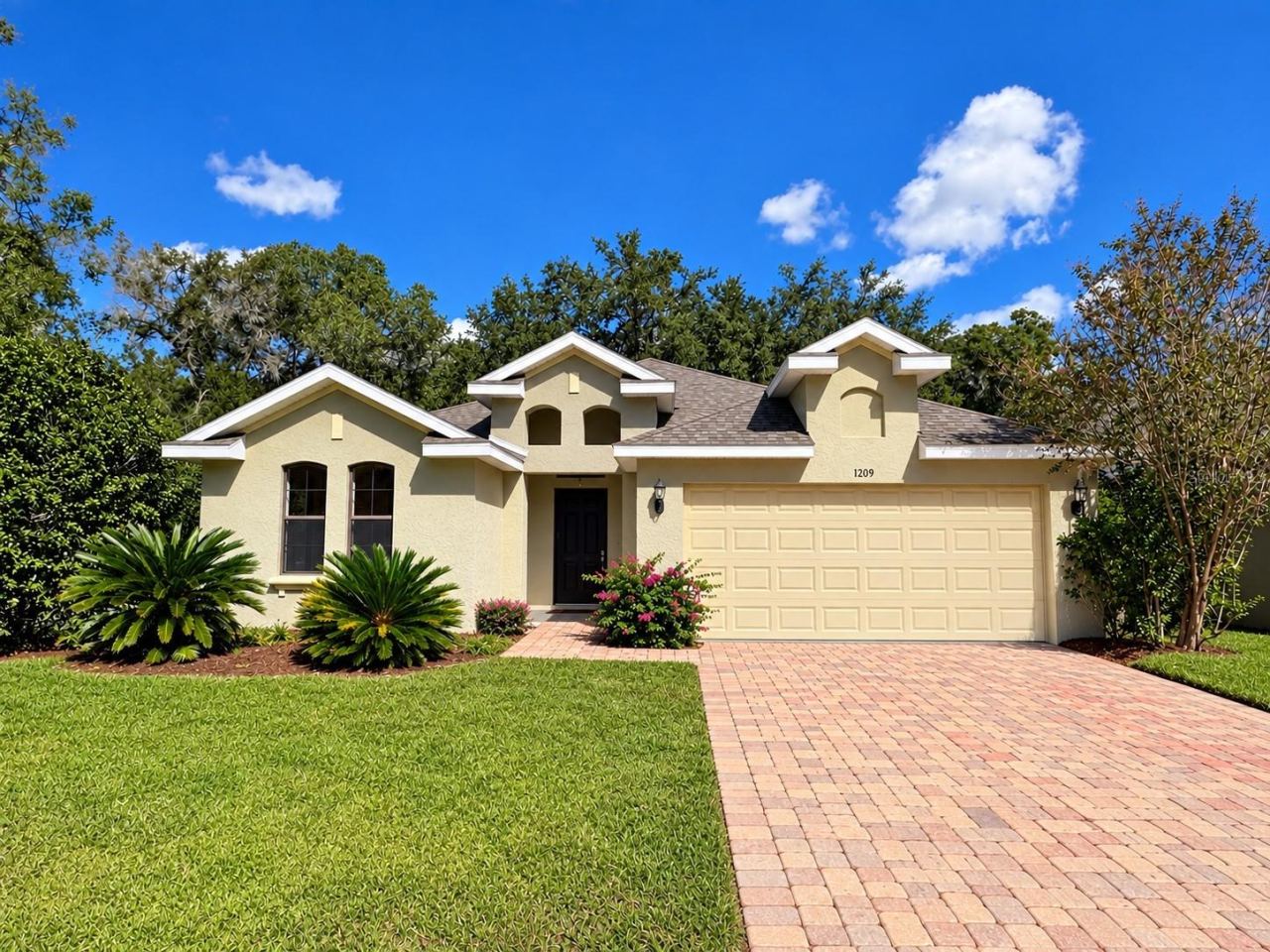 1209 Bramley Ln, Deland, FL 32720