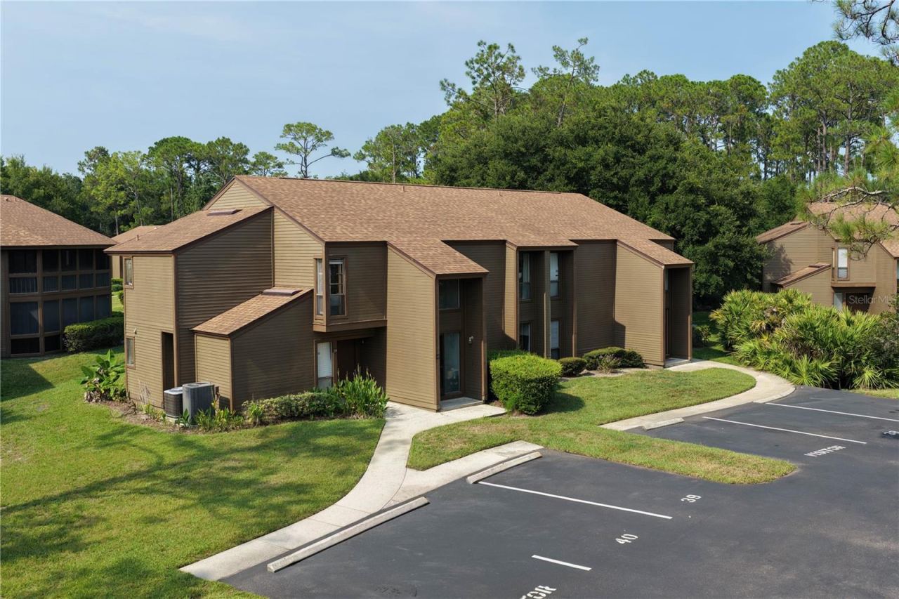 37 Hembury Ln, Palm Coast