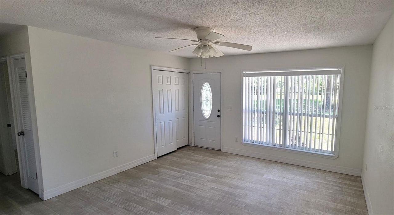 Photo 3 of 1965 Manor Way, Deland, FL 32720