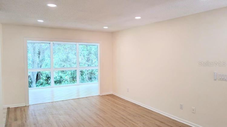 Photo 2 of 10 Masters Ct, Palm Coast, FL 32137
